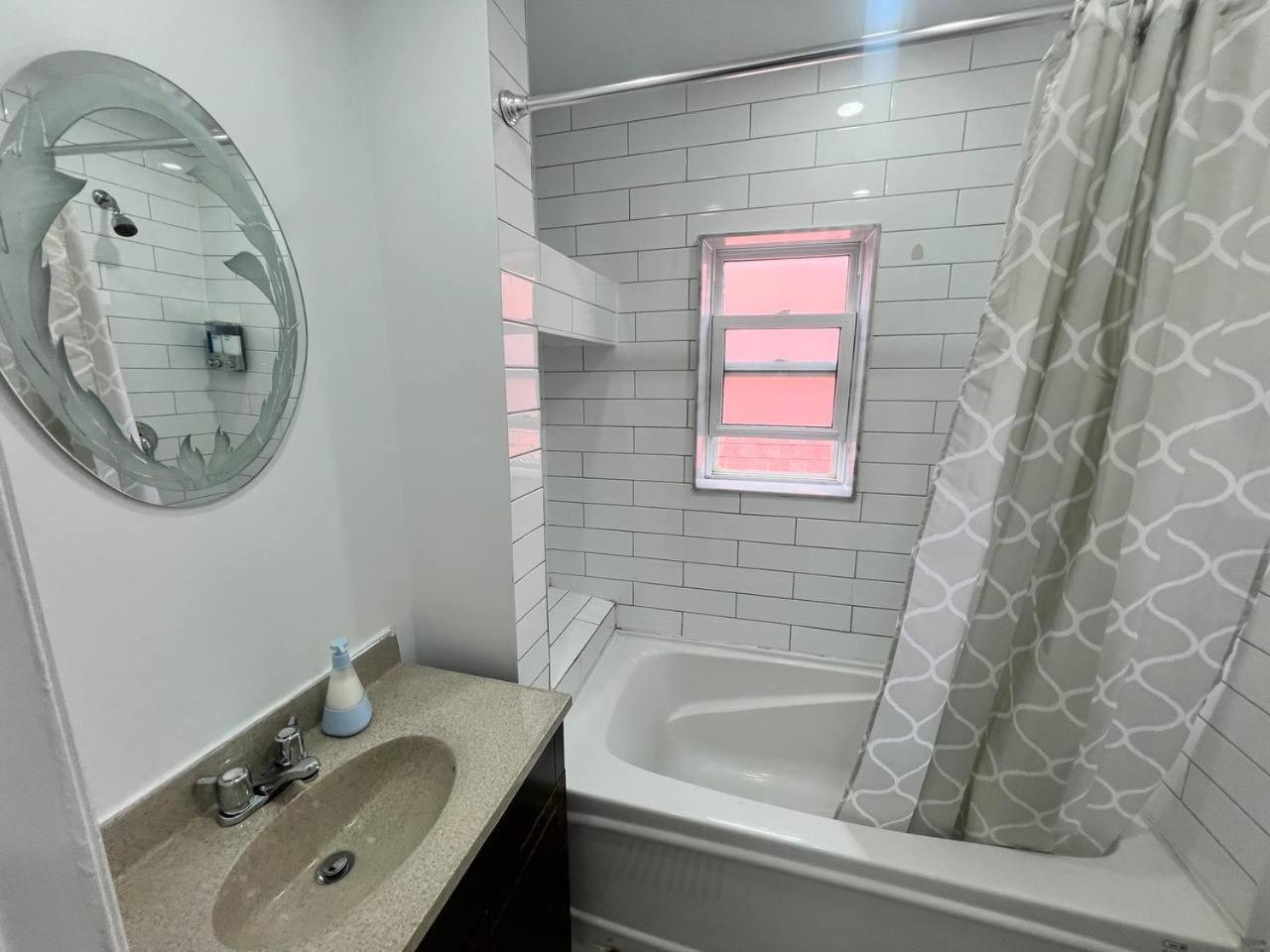 #1 Convvy-Nient Residence! Toronto Dış mekan fotoğraf