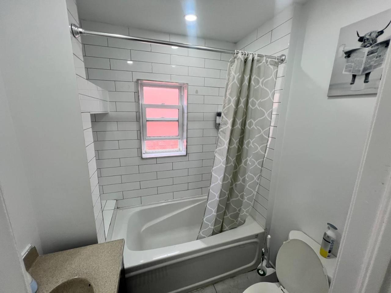 #1 Convvy-Nient Residence! Toronto Dış mekan fotoğraf